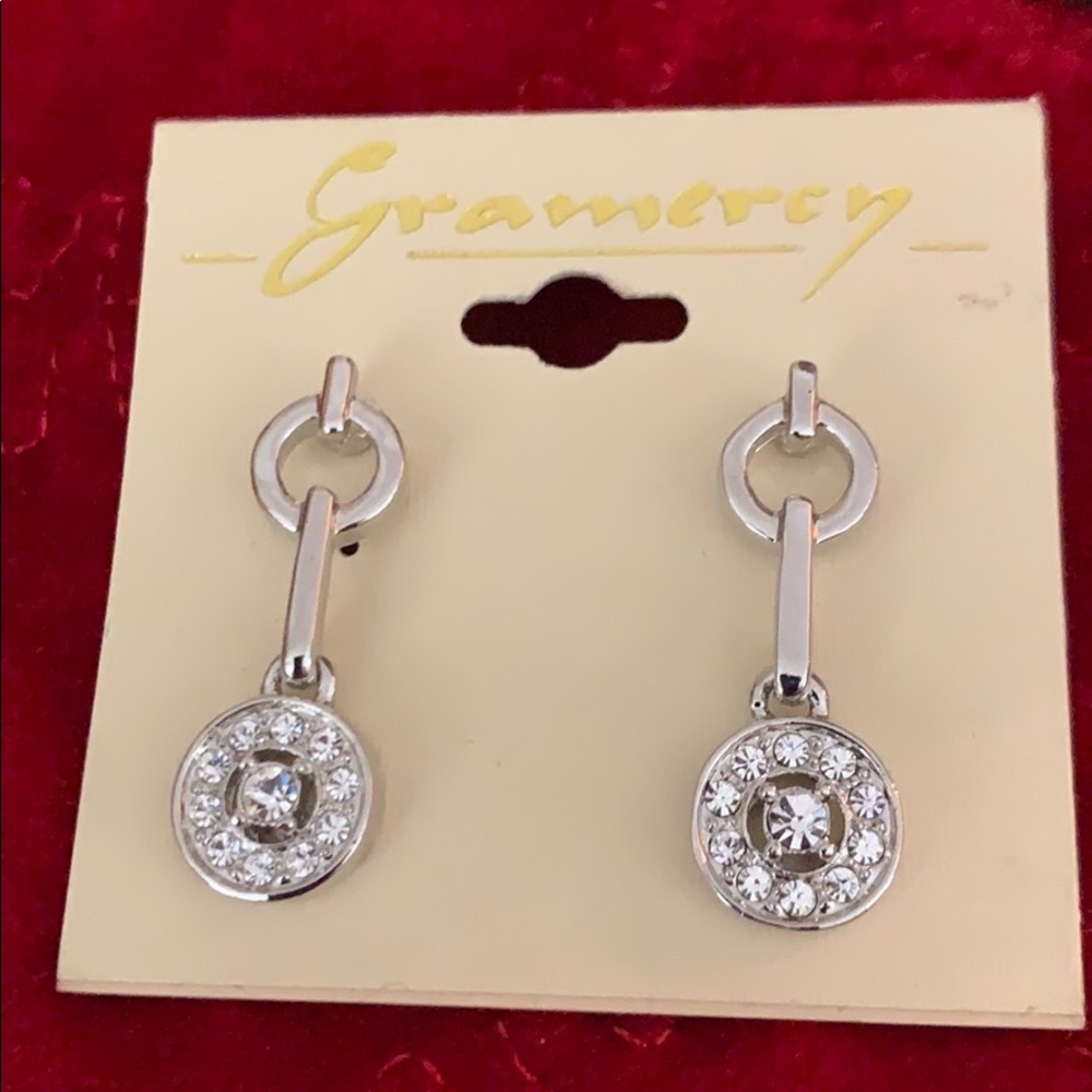 Rhinestone hanging earrings